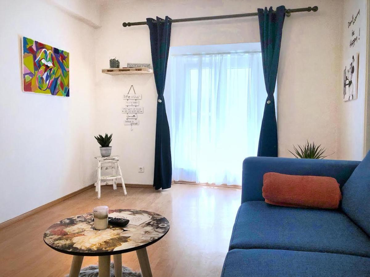 Apartman 1br On The Beautiful Street In Center *